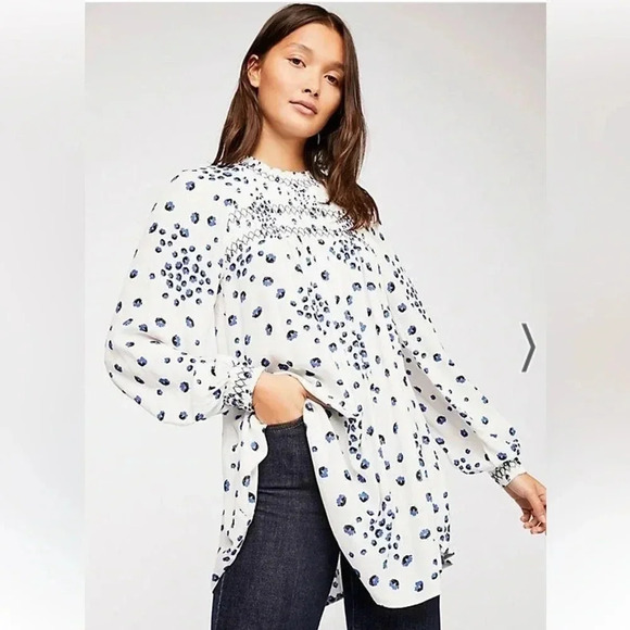 Free People Tops - Free people Flowers in her Hair Tunic